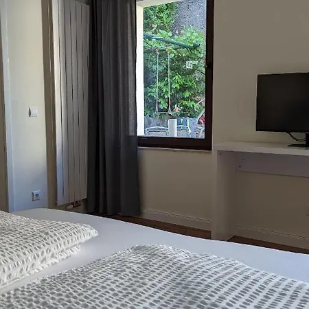 Maya Monteurwohnung Apartmán Baden-Baden